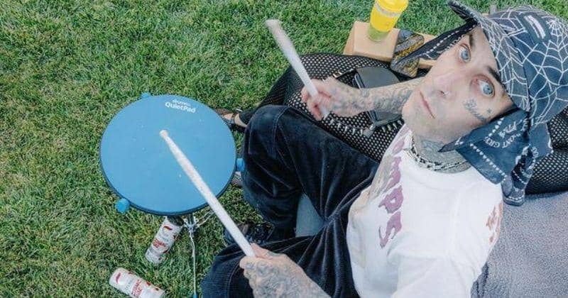 Instagram.com/travisbarker